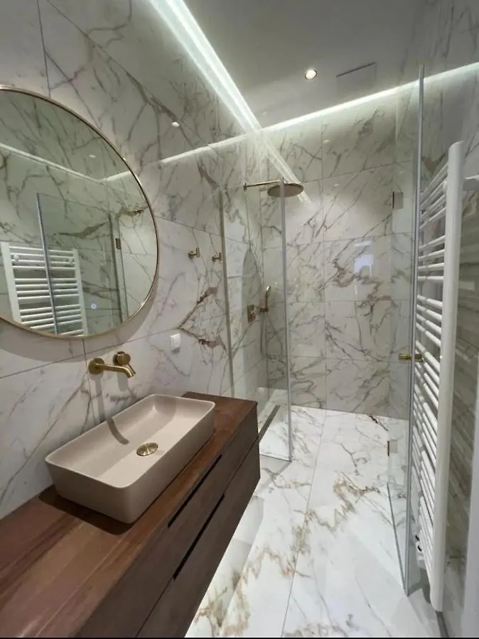 Stylish City Center Apartment Vienna Austria